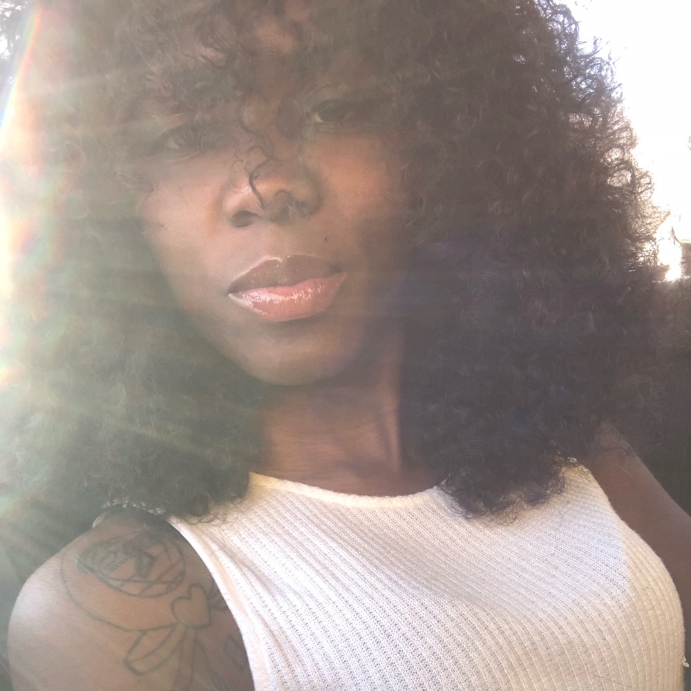 Meet your Posher, Ashia